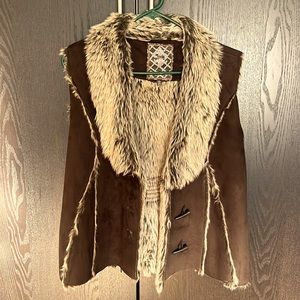 Fur vest
